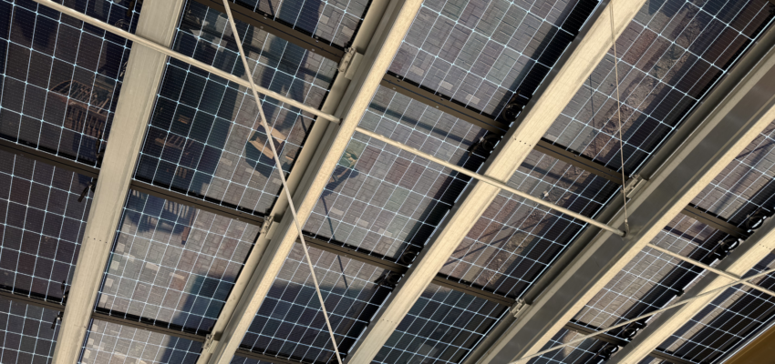 Een toekomstbestendig parkeerterrein met Solar Carports